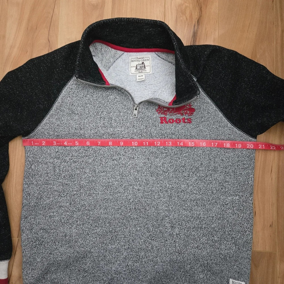 Roots Cabin 1/4 zip up Sweatshirt Mens size Xsmall - Picture 10 of 11
